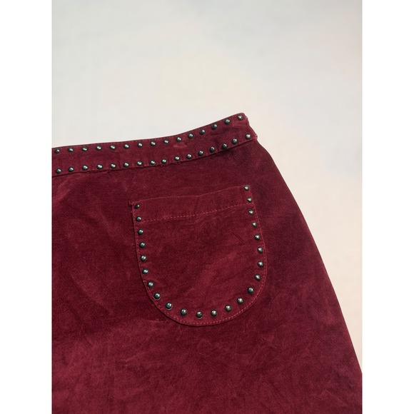 Mossimo Burgundy Corduroy Studded Mini Skirt Size 10 Red A-Line Zipper Back - Picture 2 of 5